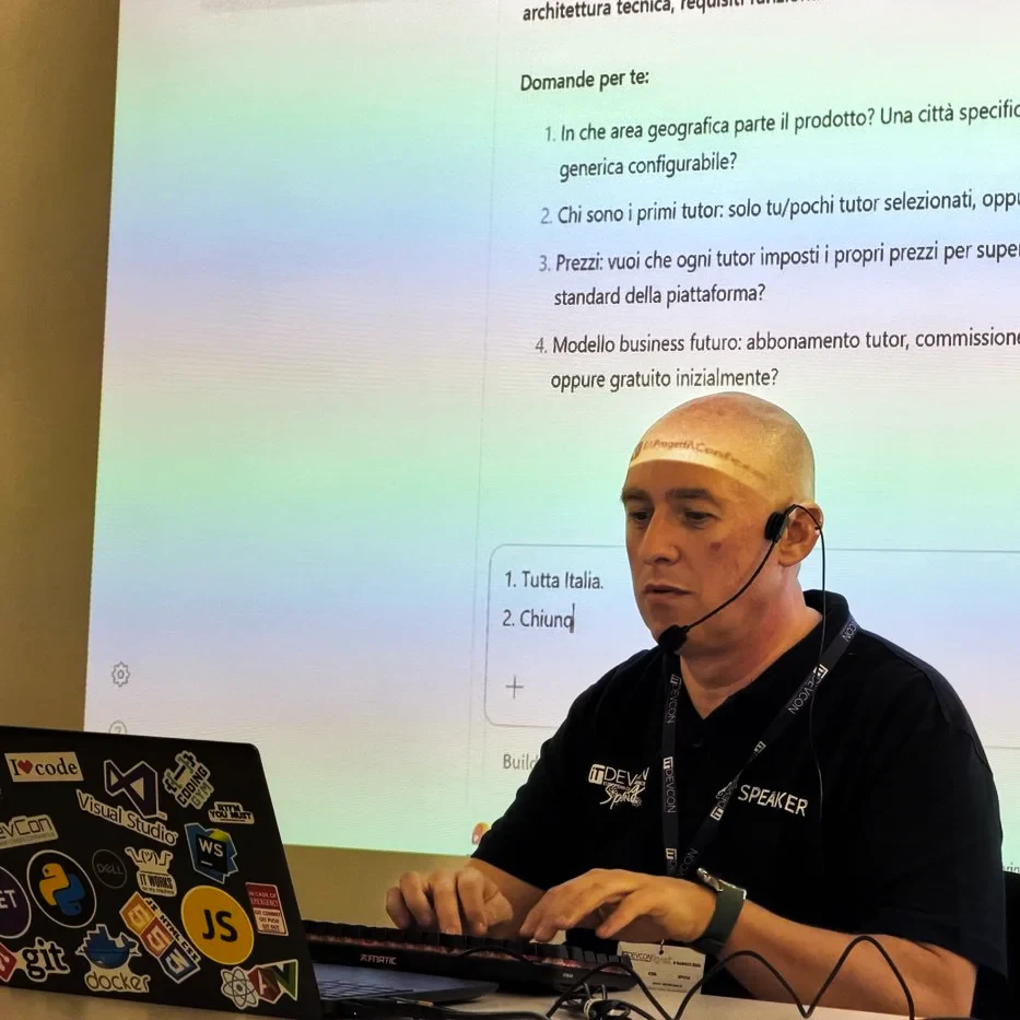 Marco Breveglieri nel talk su micro-SaaS
