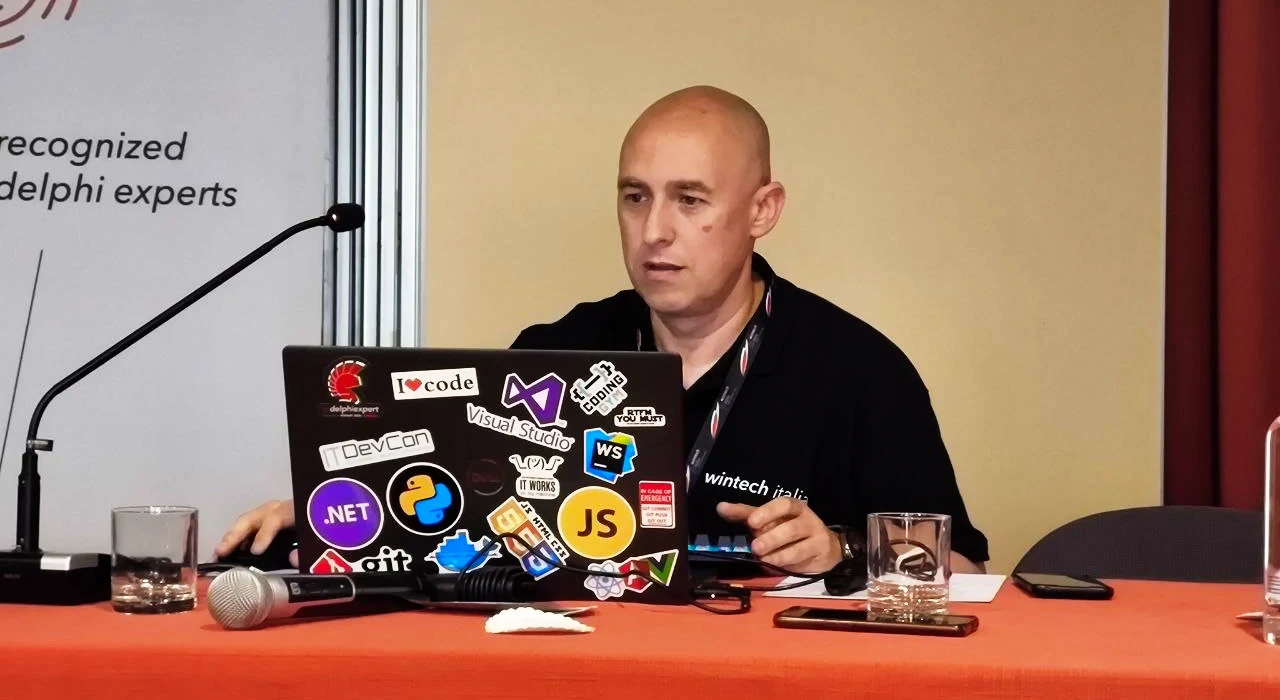 Foto di Marco Breveglieri durante il talk - Autore: Giancarlo Oneglio